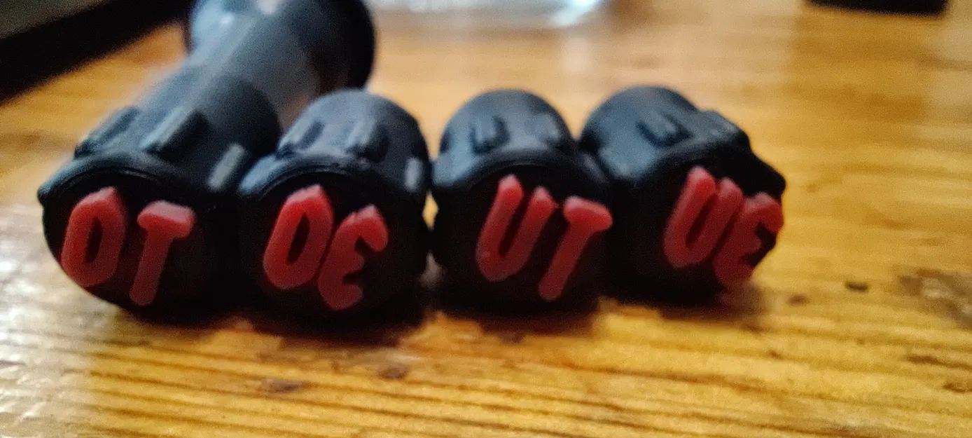 Nắp van lốp ô tô có chữ chỉ vị trí lắp đặt - Image 1