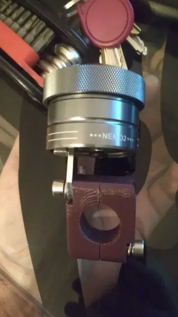 Giá đỡ tay lái xe máy với 2 ốc vít và 2 đai ốc 6mm - Image 1