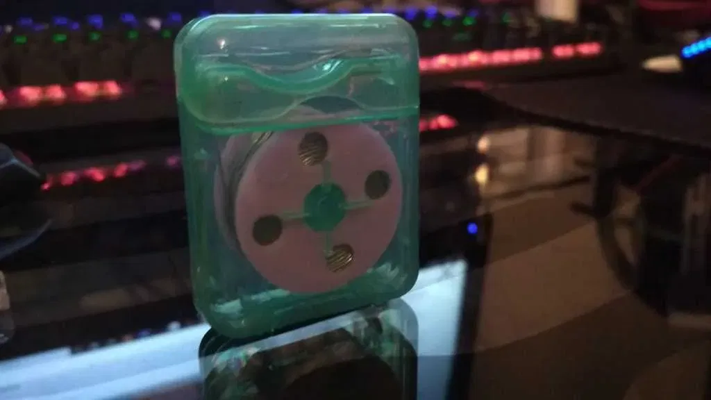 Giá đỡ cuộn chỉ nha khoa tùy chỉnh từ hộp Mercadona - Image 1