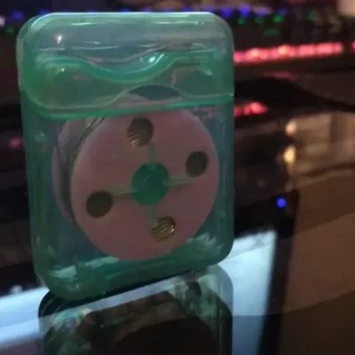 Giá đỡ cuộn chỉ nha khoa tùy chỉnh từ hộp Mercadona