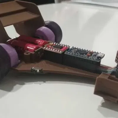 Mô hình xe đua Raptor F1 cải tiến từ Bricolabs