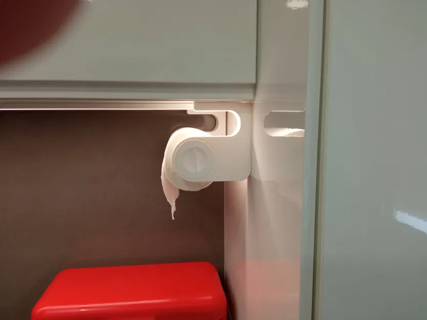 Giá đỡ khăn giấy không cần vít cho bếp - Image 4