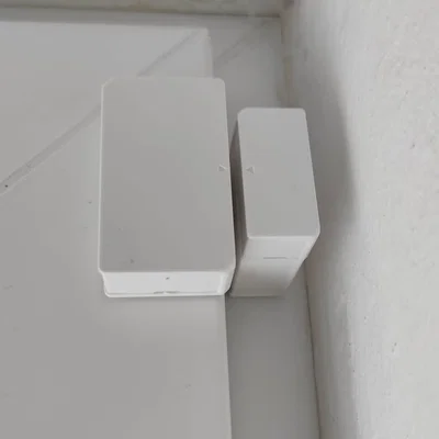 Cảm biến cửa Sonoff Zigbee SNZB-04 với miếng nam châm nâng cấp