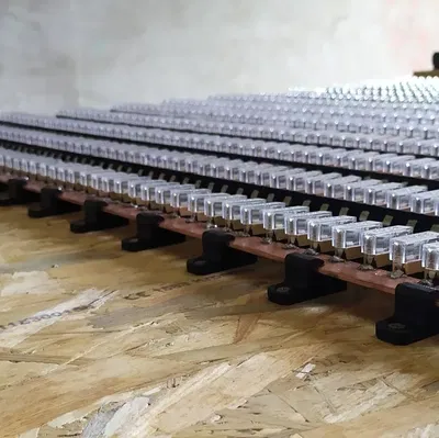 Giá đỡ thanh đồng phẳng 25mm x 5mm