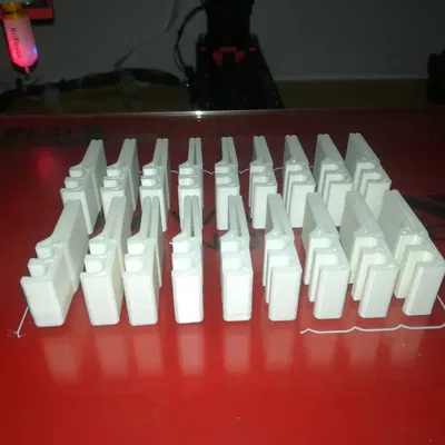 Kẹp cáp năng lượng mặt trời lắp trên khung PV