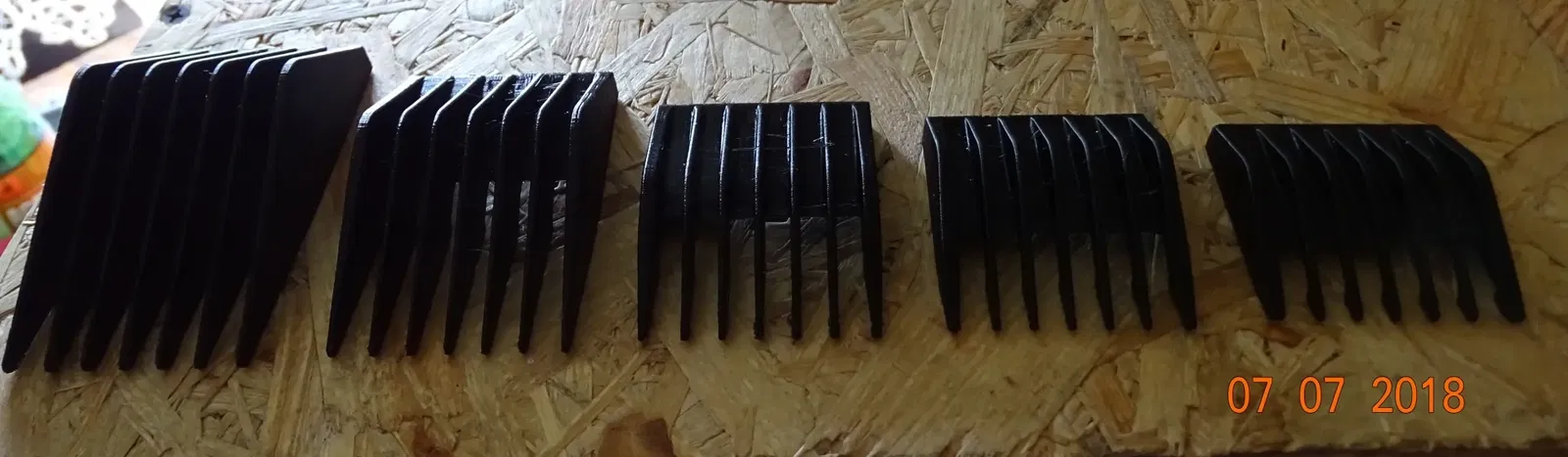 Phụ kiện cắt tóc Moser với các kích thước 2mm đến 20mm - Image 8