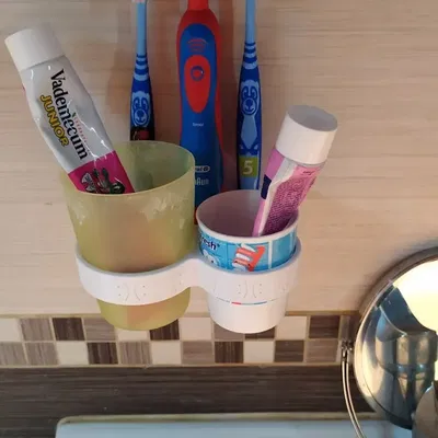 Giá đỡ tường cho cốc và bàn chải đánh răng trẻ em