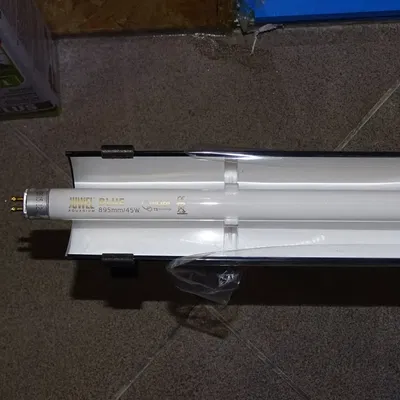 Giá đỡ phản xạ Juwel HiFlex lắp tường