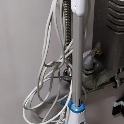 Giá treo tường cho cây lau nhà hơi nước Black&Decker