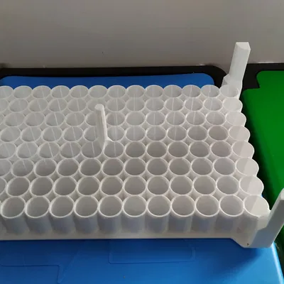 Giỏ đa cấp cho pin 18650 với 112 ô mỗi cấp