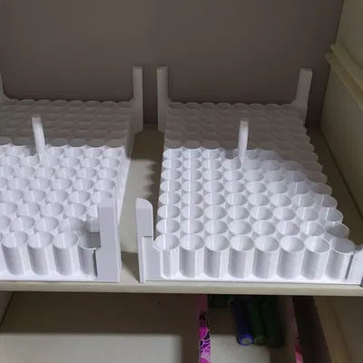 Giỏ đa cấp cho pin 18650 với 112 ô mỗi cấp