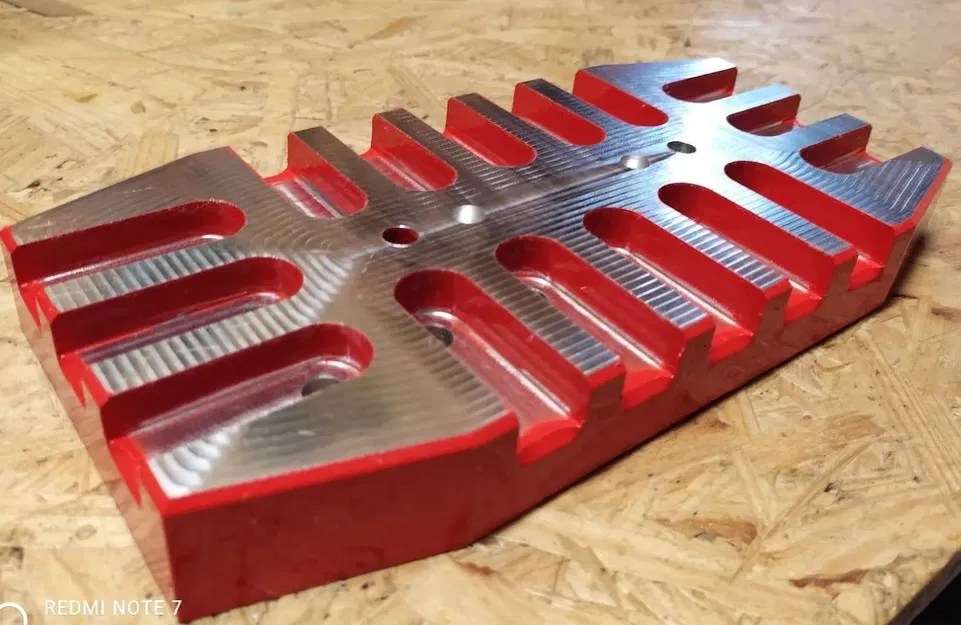 Thiết kế ray busbar bằng nhôm cho pin lưu trữ năng lượng - Image 9