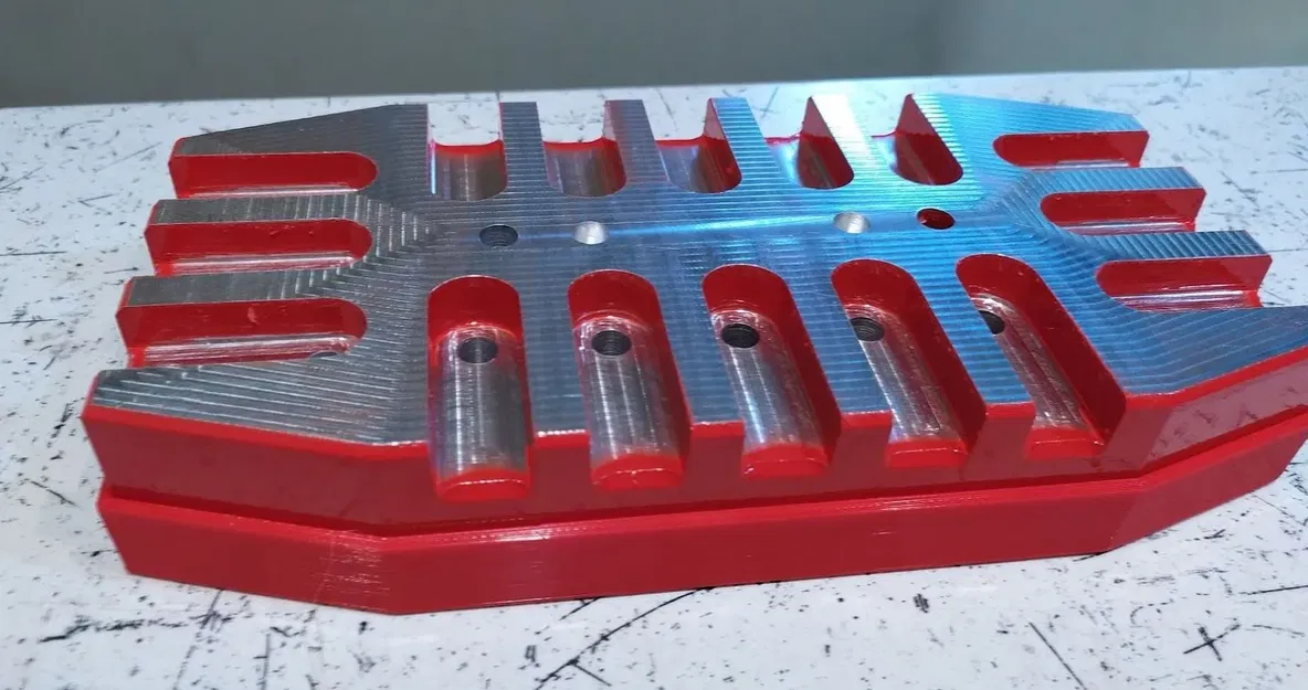 Thiết kế ray busbar bằng nhôm cho pin lưu trữ năng lượng - Image 15