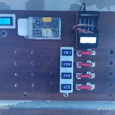 Giá đỡ thử nghiệm cho pin 18650 sử dụng Litokala Li 500