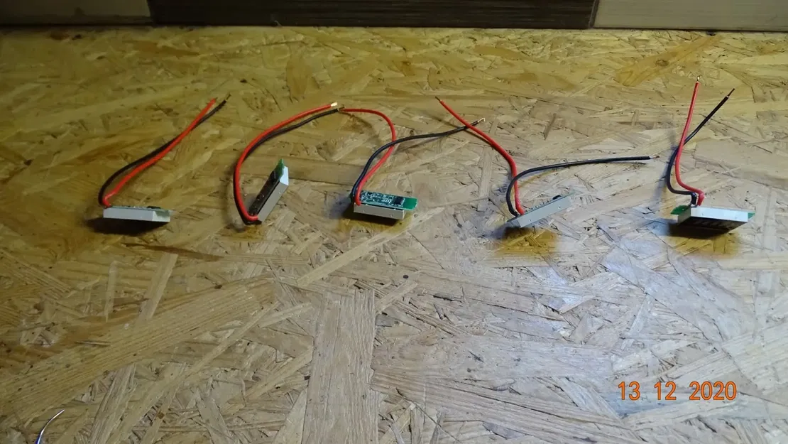 Giá đỡ cho đồng hồ đo điện áp gắn tường - Image 6