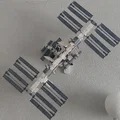 Giá đỡ treo tường cho Trạm Không Gian Quốc Tế LEGO - Thumbnail 1