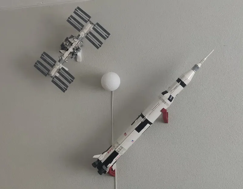 Giá đỡ treo tường cho Trạm Không Gian Quốc Tế LEGO - Image 6