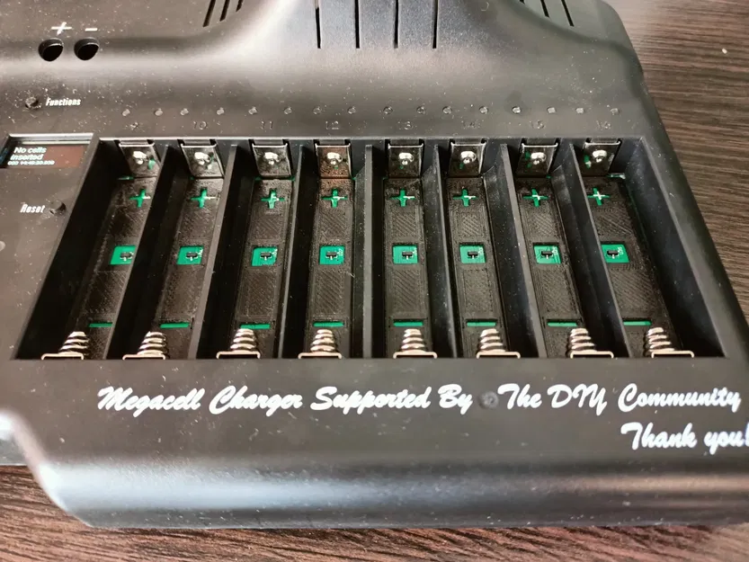 Bộ đệm ổn định cho pin 18650 trong bộ sạc Mega Cell - Image 4