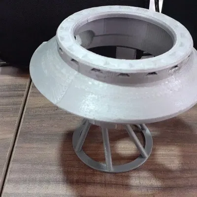Giá đỡ Alexa hình dạng UFO độc đáo