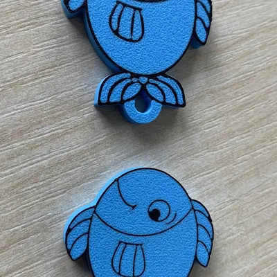 Móc khóa hình cá đa màu sắc cho người yêu thích thủy sản