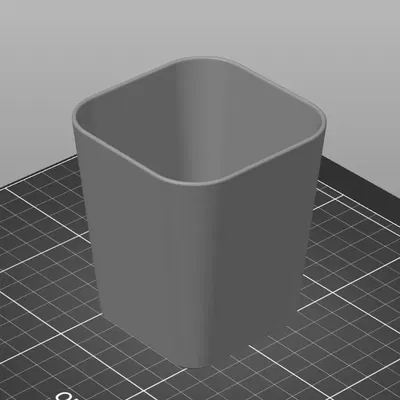 Cốc đánh răng hình vuông tiện lợi cho gia đình