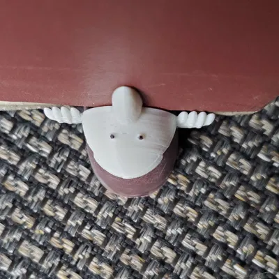 Chặn cửa Kilroy với thiết kế tùy chỉnh