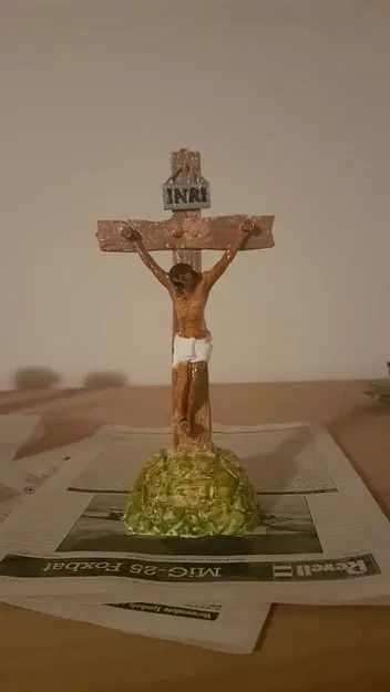 Chúa Jesus với thánh giá DIY - Image 1