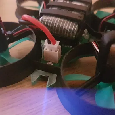 Móc khóa kéo cáp cho pin drone