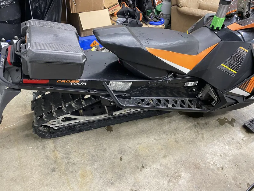 Ray gắn case Pelican V300 cho Arctic Cat XF1100 - Image 1