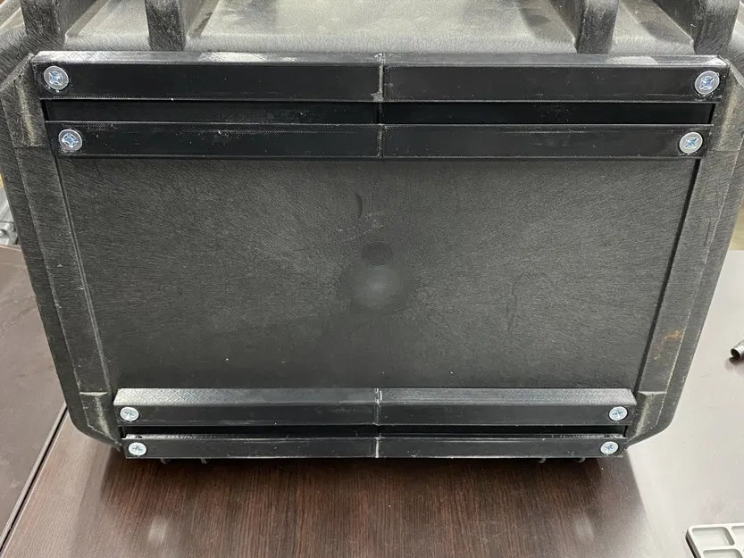 Ray gắn case Pelican V300 cho Arctic Cat XF1100 - Image 4