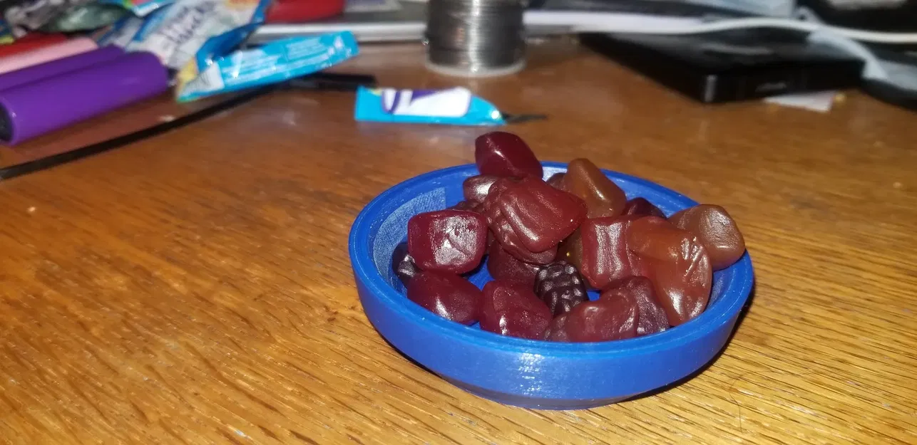 Bát ăn vặt nhỏ cho trẻ em hình gummy - Image 1