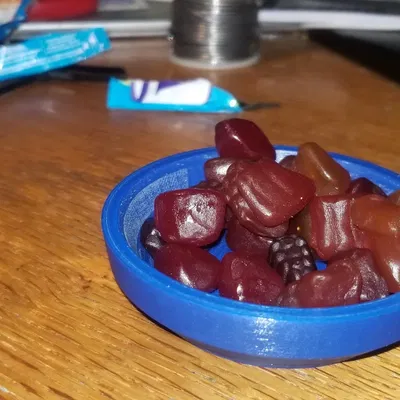 Bát ăn vặt nhỏ cho trẻ em hình gummy