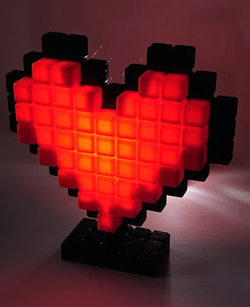Trái tim pixel 8-bit đứng biểu trưng cho tình yêu retro - Image 1