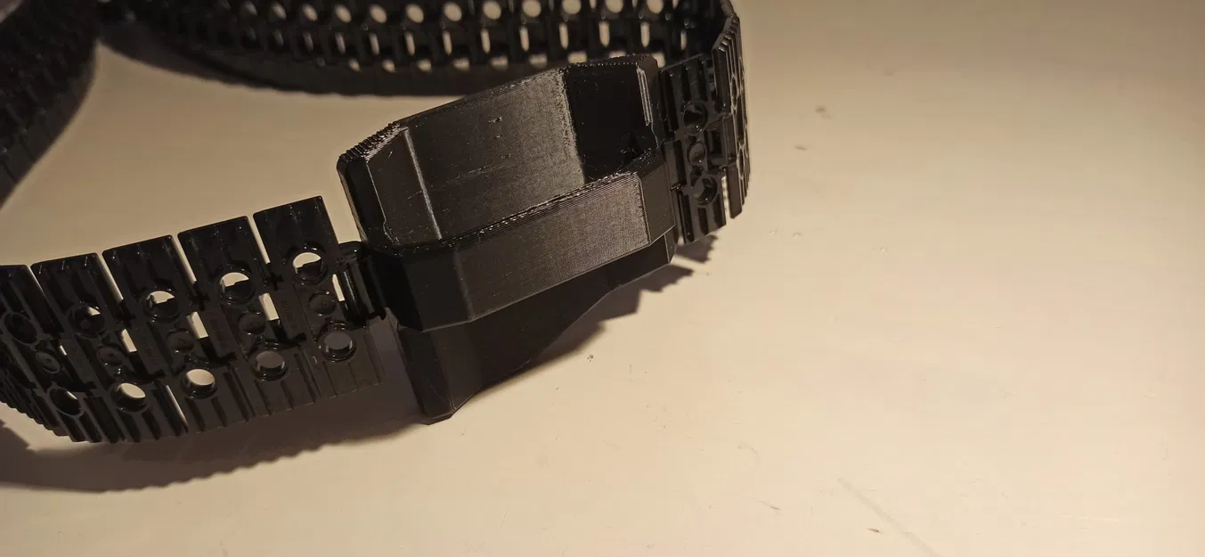 Bộ chuyển đổi giá đỡ kiếm sang dây đai LEGO TECHNIC - Image 2