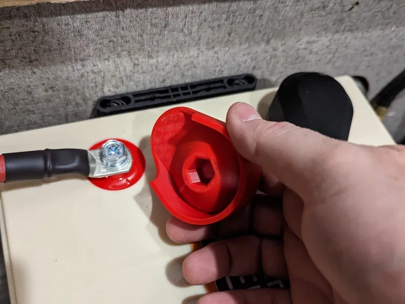 Nắp che đầu cực bình ắc quy M8 dạng ép cho xe RV - Image 1