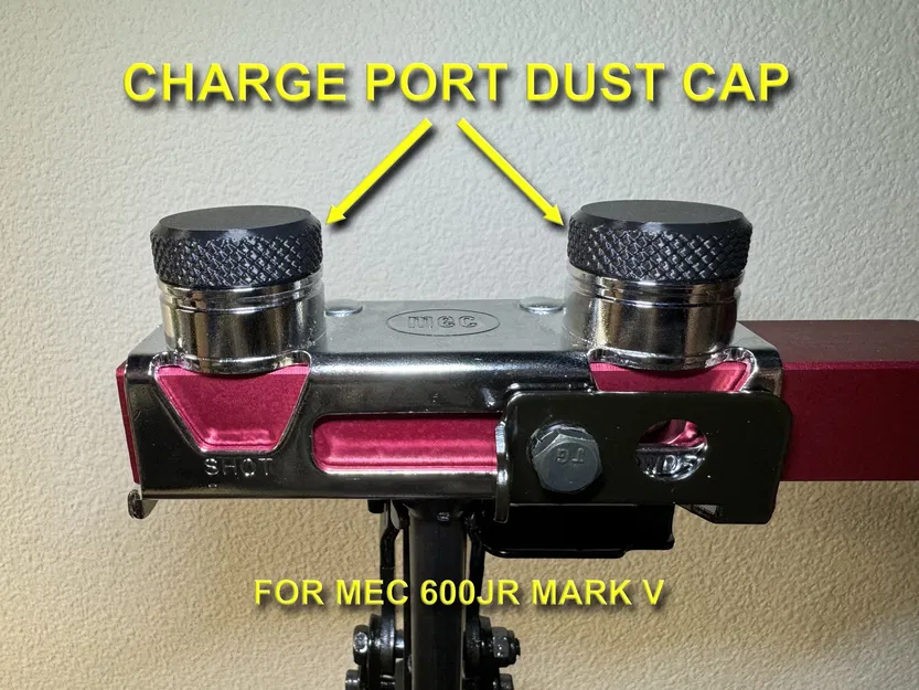 Nắp đậy chống bụi cho cổng nạp MEC 600Jr Mark V - Image 1