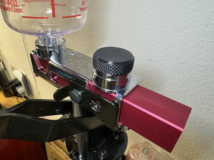 Nắp đậy chống bụi cho cổng nạp MEC 600Jr Mark V - Image 3