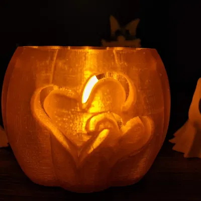Đèn nến bí ngô Halloween hình trái tim