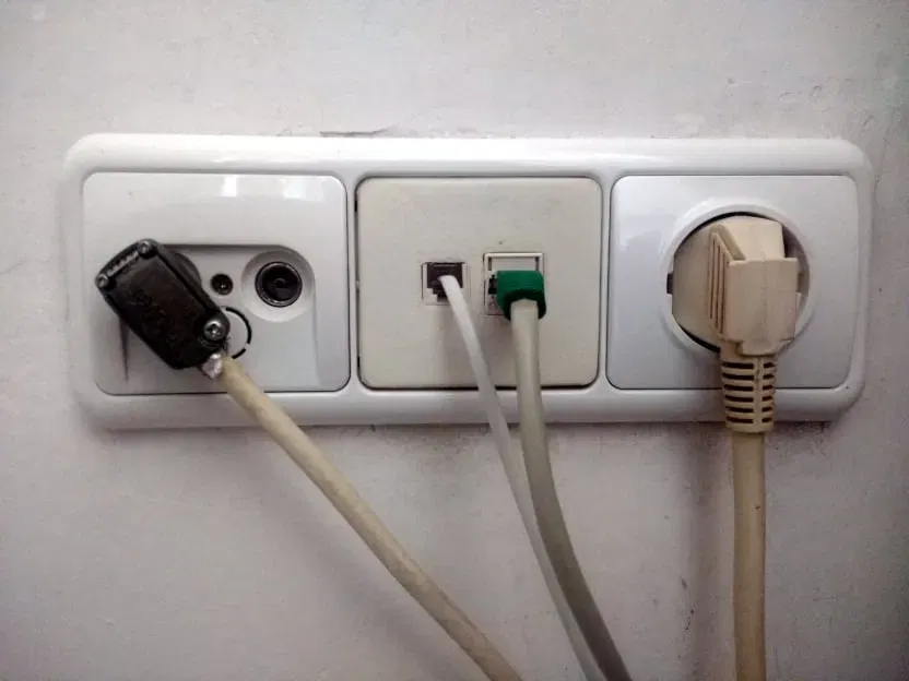 Nắp che ổ cắm tường RJ11 RJ45 tùy chỉnh - Image 1