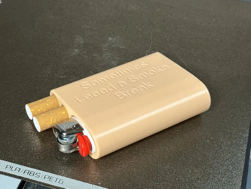 Hộp đựng bật lửa BIC Maxi (J26) và 2 điếu thuốc - Image 2