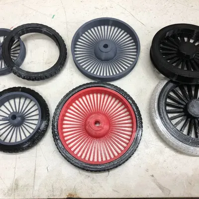 Bánh xe với lốp cho ô tô đồ chơi đua bóng 5mm trục