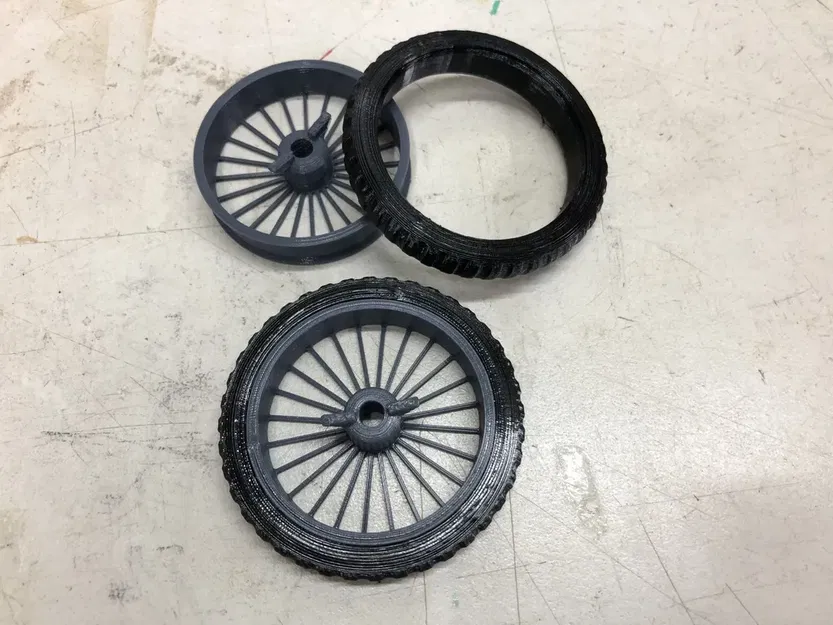 Bánh xe với lốp cho ô tô đồ chơi đua bóng 5mm trục - Image 3