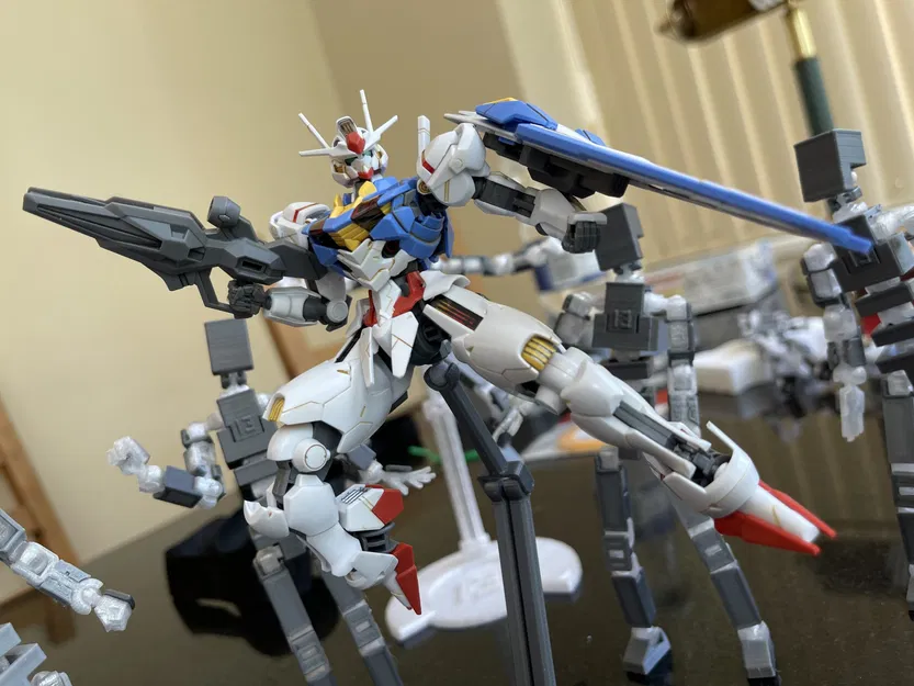 Bộ chuyển đổi đế trưng bày Lucky 13 cho Gunpla - Image 1