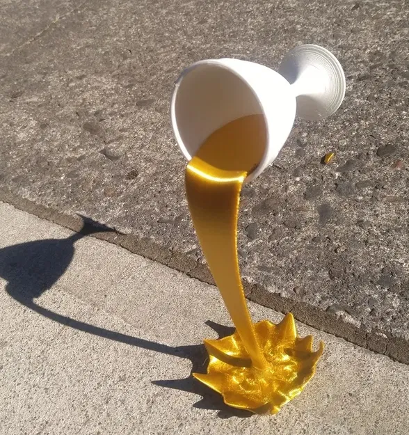 Cốc goblet bay lơ lửng trong không gian nghệ thuật - Image 4