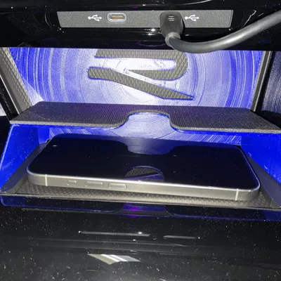 Giảm kích thước sạc không dây cho iPhone 15 Pro trên Golf MK8