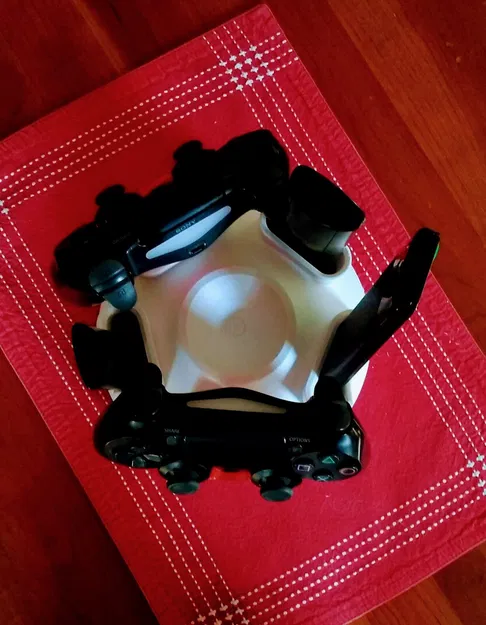 Giá đỡ điều khiển từ xa xoay cho 5 điều khiển - Image 11