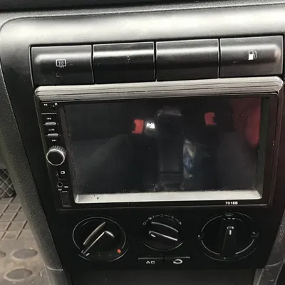 Rámeček cho radio hai đầu cho xe Skoda Octavia I