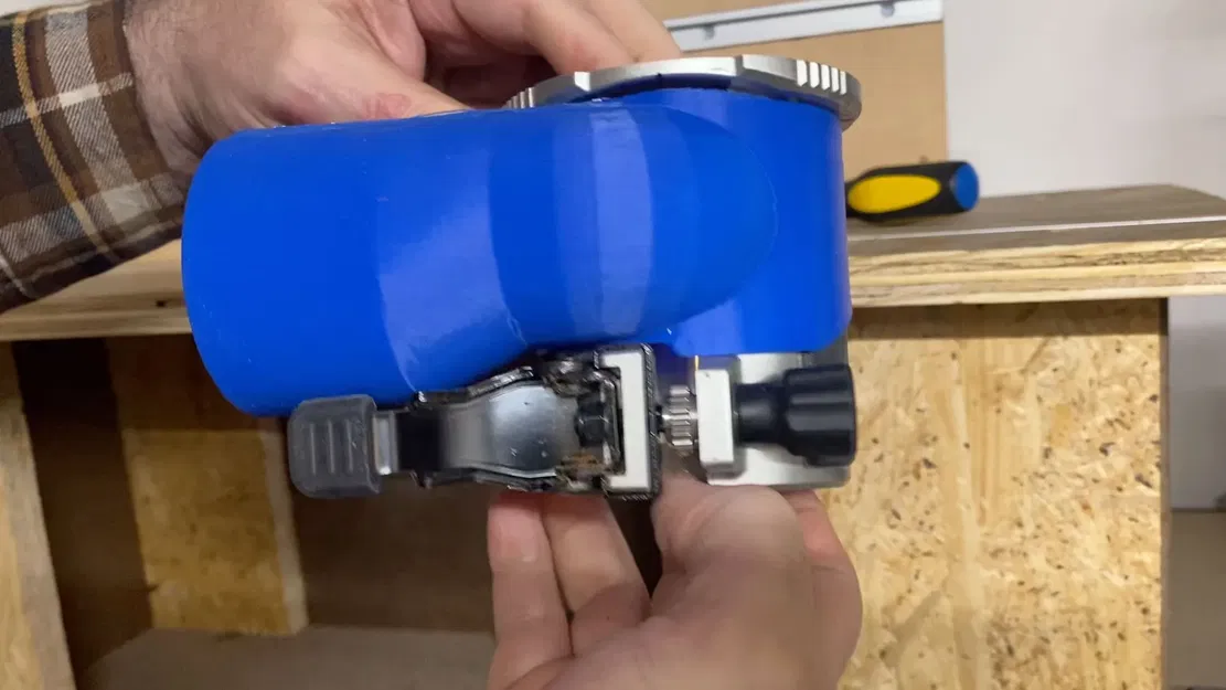 Máy hút bụi Makita rt0700 cho ống hút 2.5 inch v1.0 - Image 2