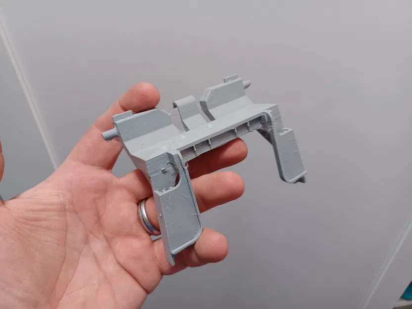 Giá đỡ túi bụi cho máy hút bụi Bosch - Image 1