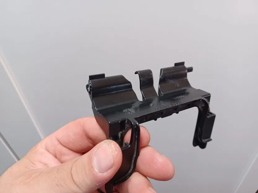 Giá đỡ túi bụi cho máy hút bụi Bosch - Image 3